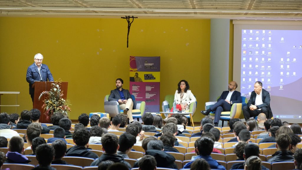 Jornada de Ciencia y Tecnología en el Colegio Internato dos Carvalhos
